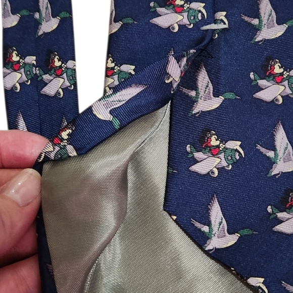 Vintage Mickey Mouse Aviation & Mallard Ducks Silk Tie - Made In USA - Picture 7 of 8